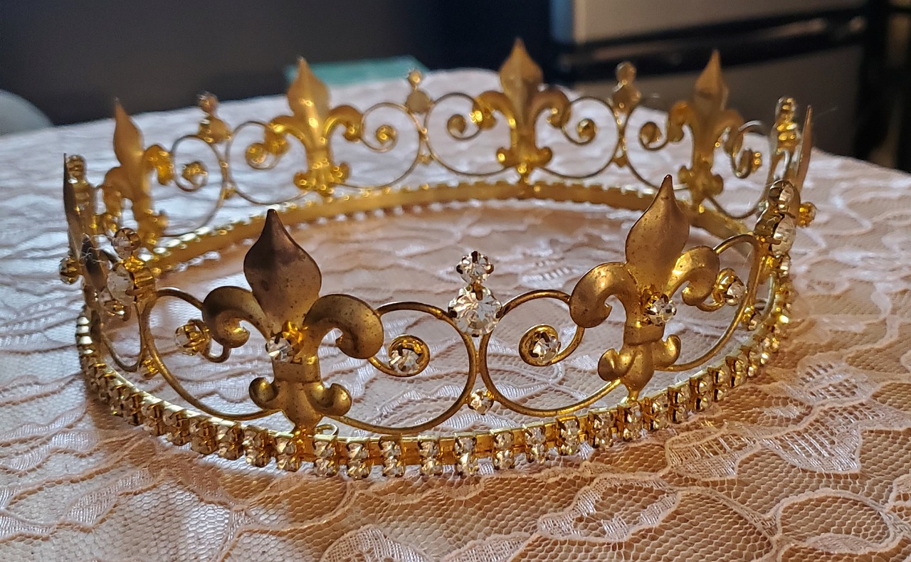 The Power of Kings and Queens (image credits: pixabay)