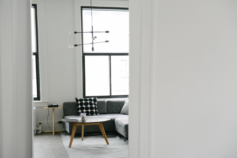 All-White Interiors (image credits: stocksnap)