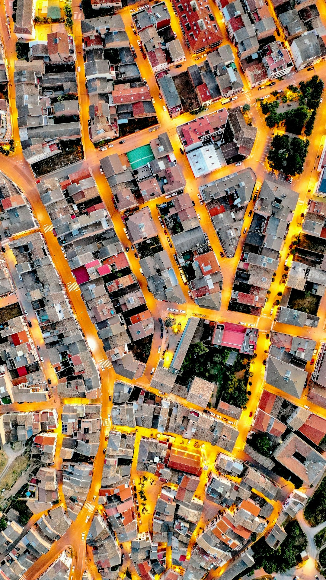 Share Useful Neighborhood Information (image credits: unsplash)