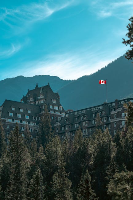 The Fairmont Banff Springs, Canada (image credits: pexels)