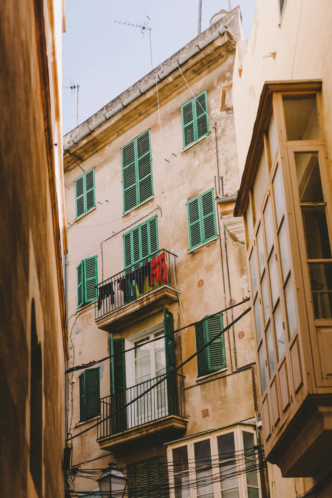 The Cost of Compact Living: Paying More for Less (image credits: unsplash)