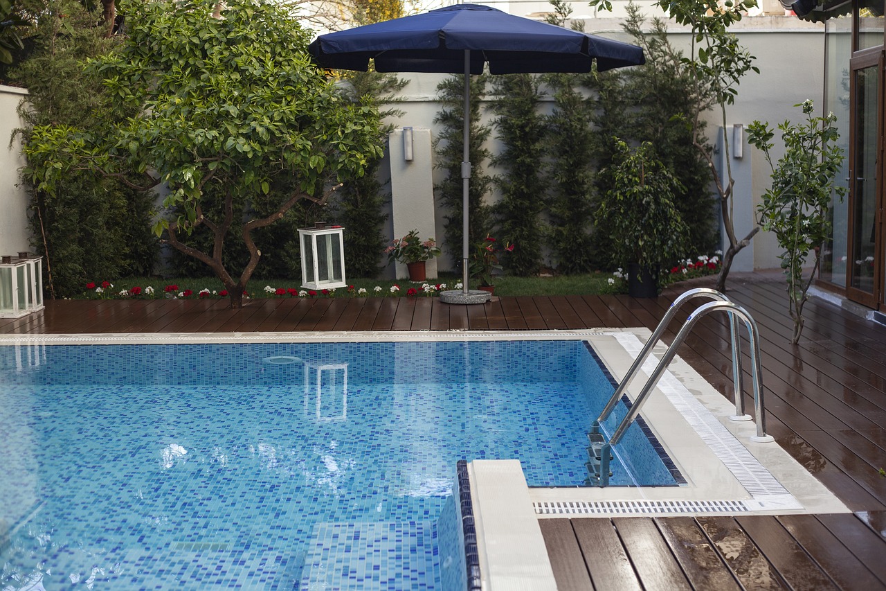 Swimming Pools and Hot Tubs (image credits: pixabay)