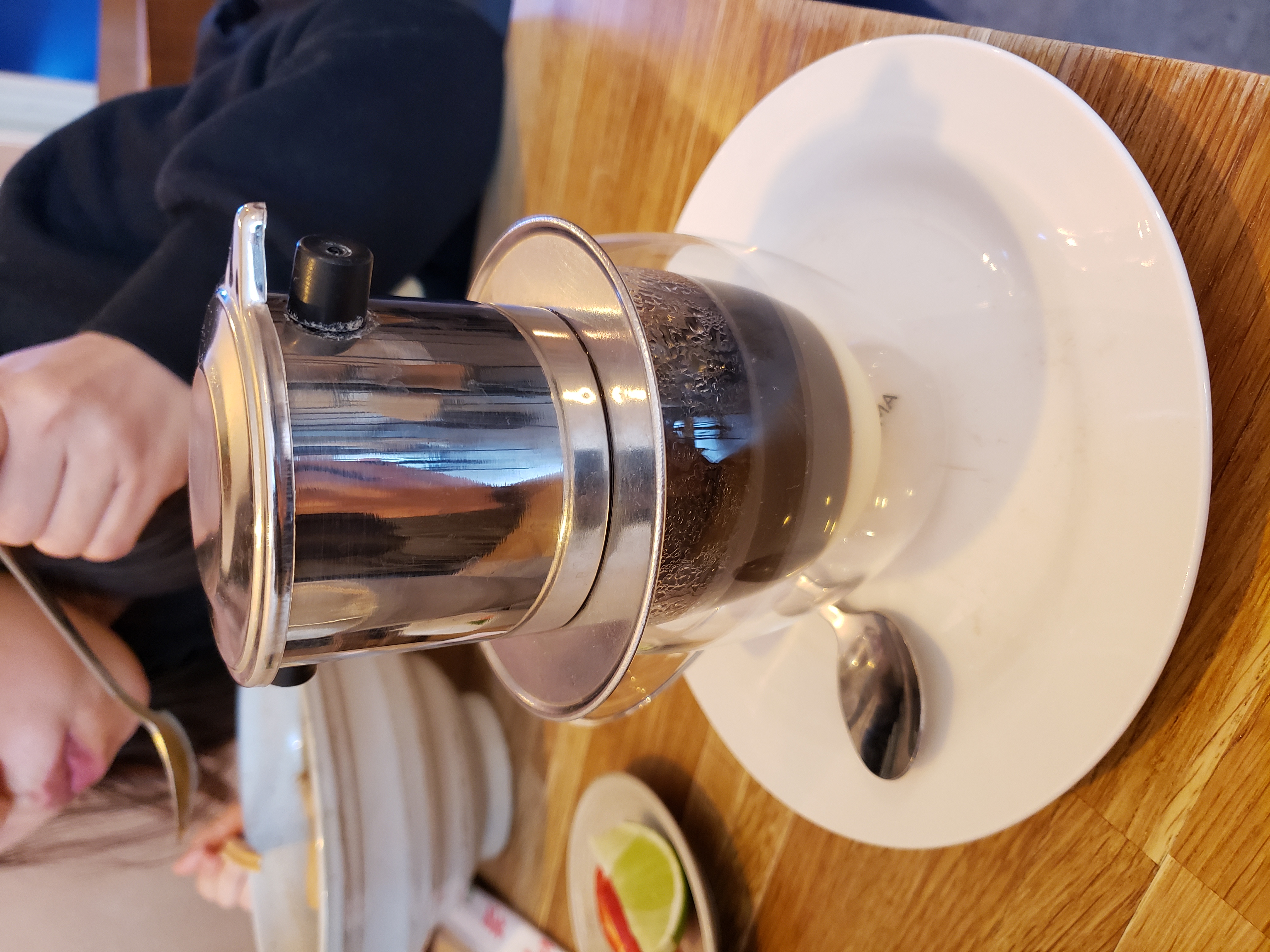 Traditional Drip Coffee Makers With Glass Carafes (image credits: wikimedia)