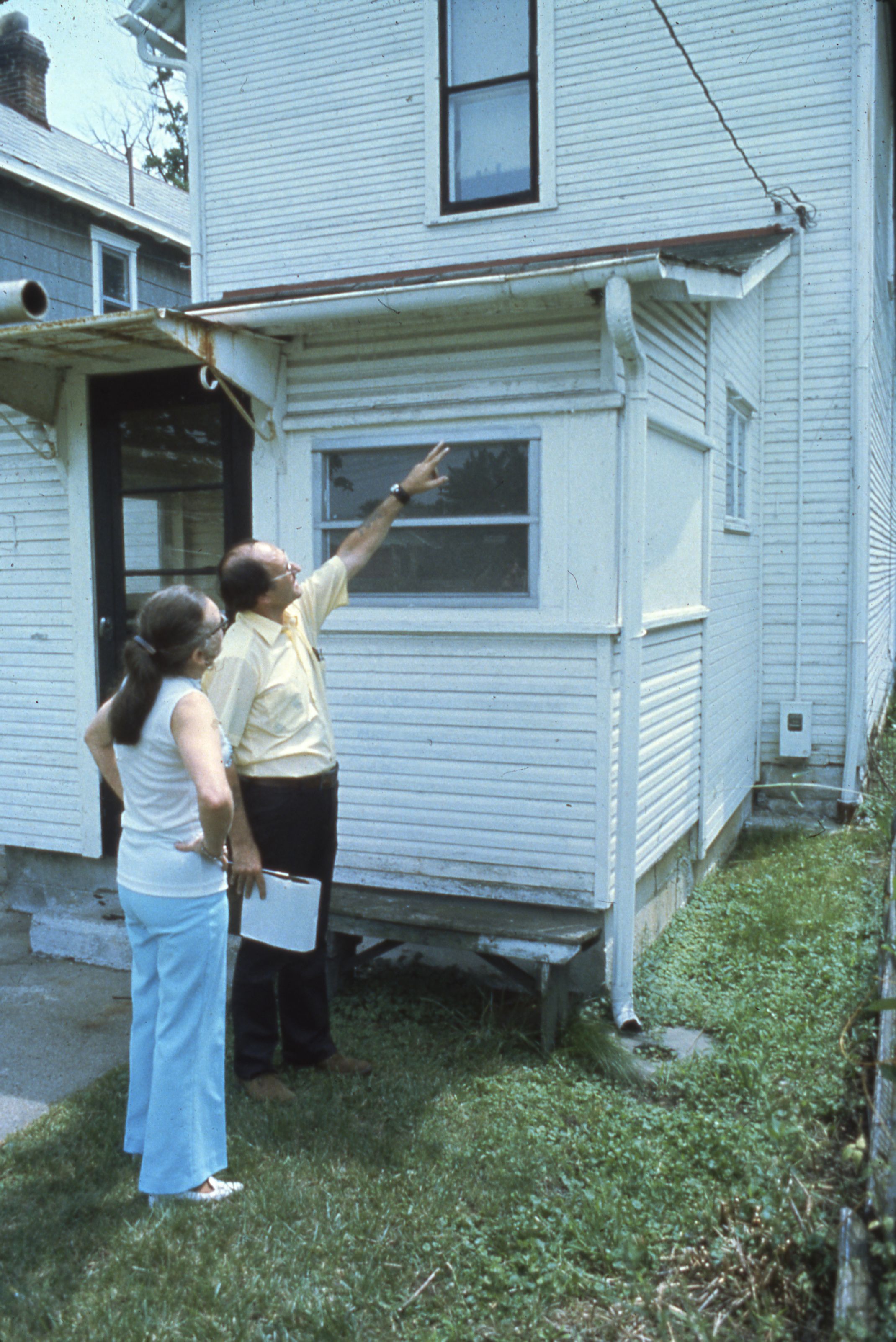 The Inspection Dance That Actually Protects Your Investment (image credits: wikimedia)