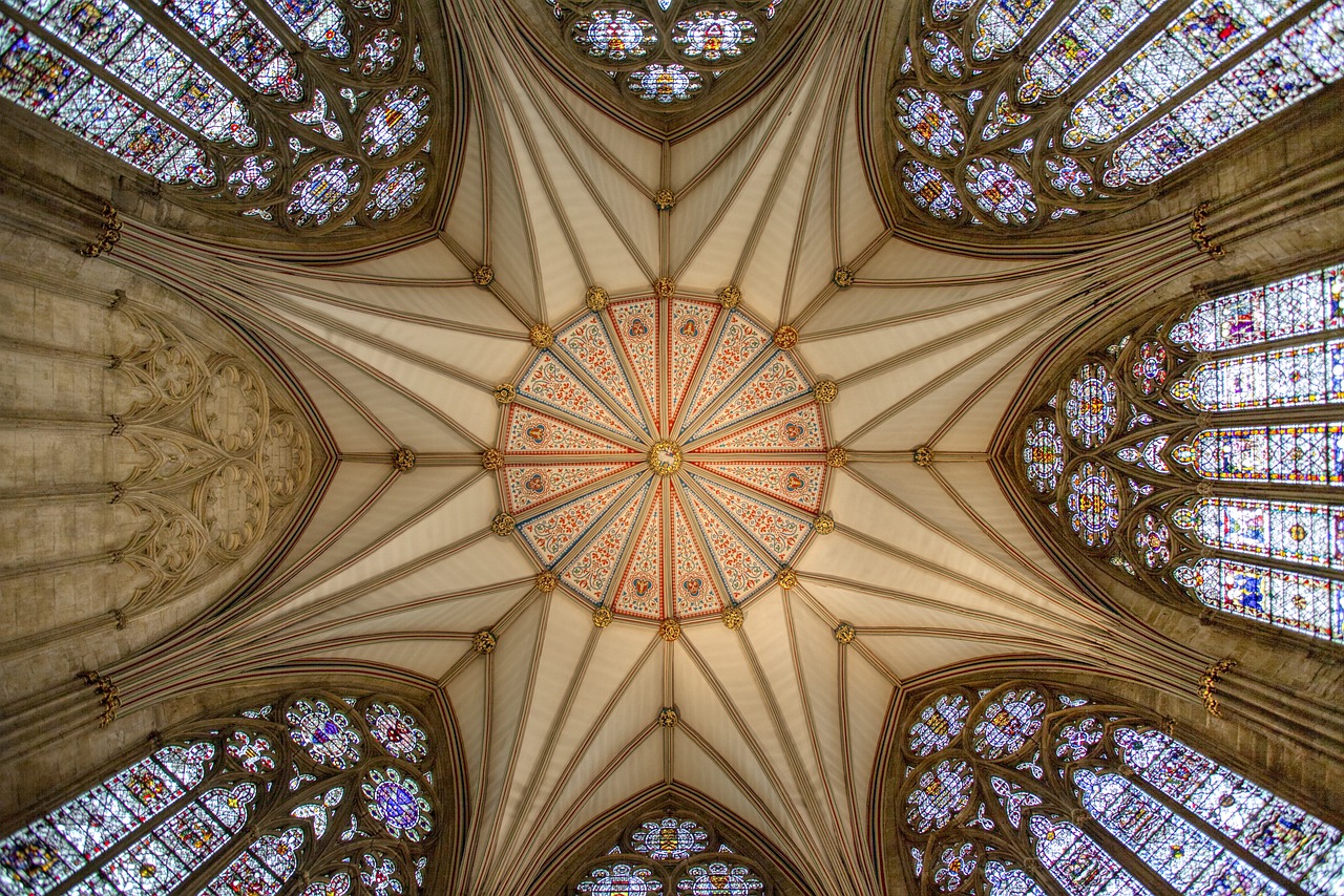 Overhead Beams or Slanted Ceilings (image credits: pixabay)