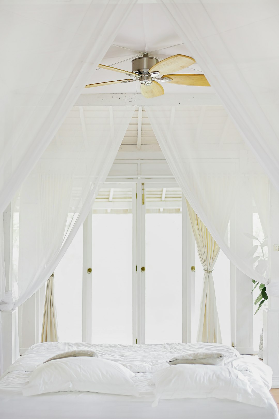 All-White Interiors (image credits: unsplash)