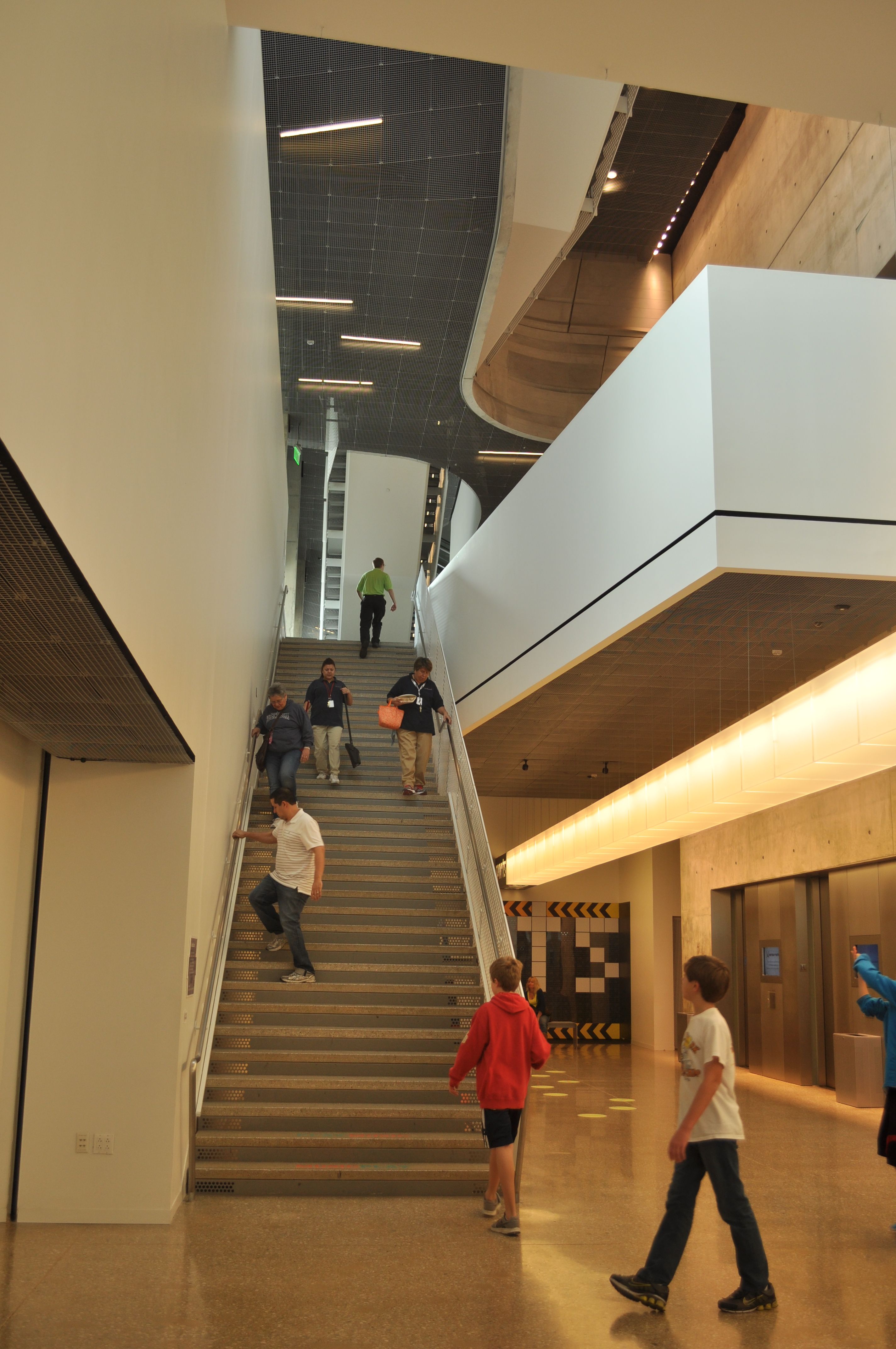 Nature-Inspired Elements (image credits: wikimedia)