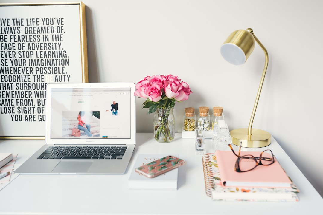 Built-In Desks and Nooks (image credits: unsplash)