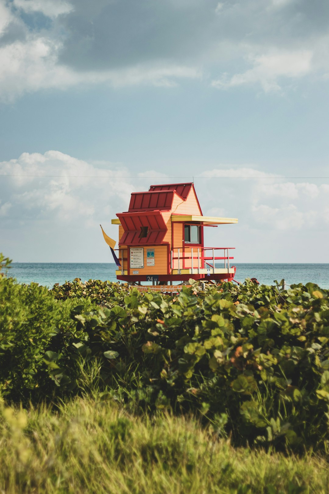 Why Florida's Coast Appeals to Tiny Home Enthusiasts (image credits: unsplash)