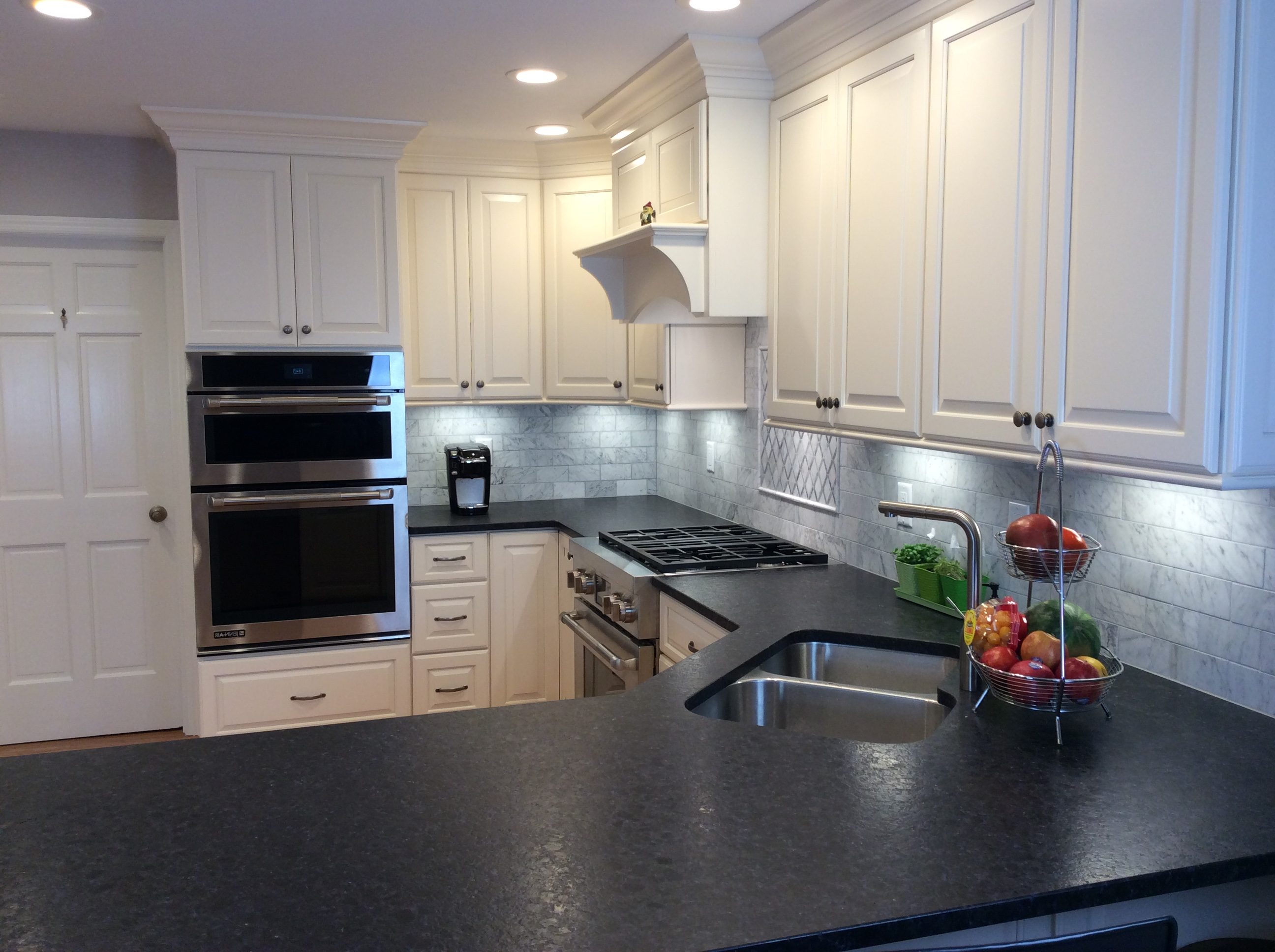 Concrete Countertops (image credits: wikimedia)