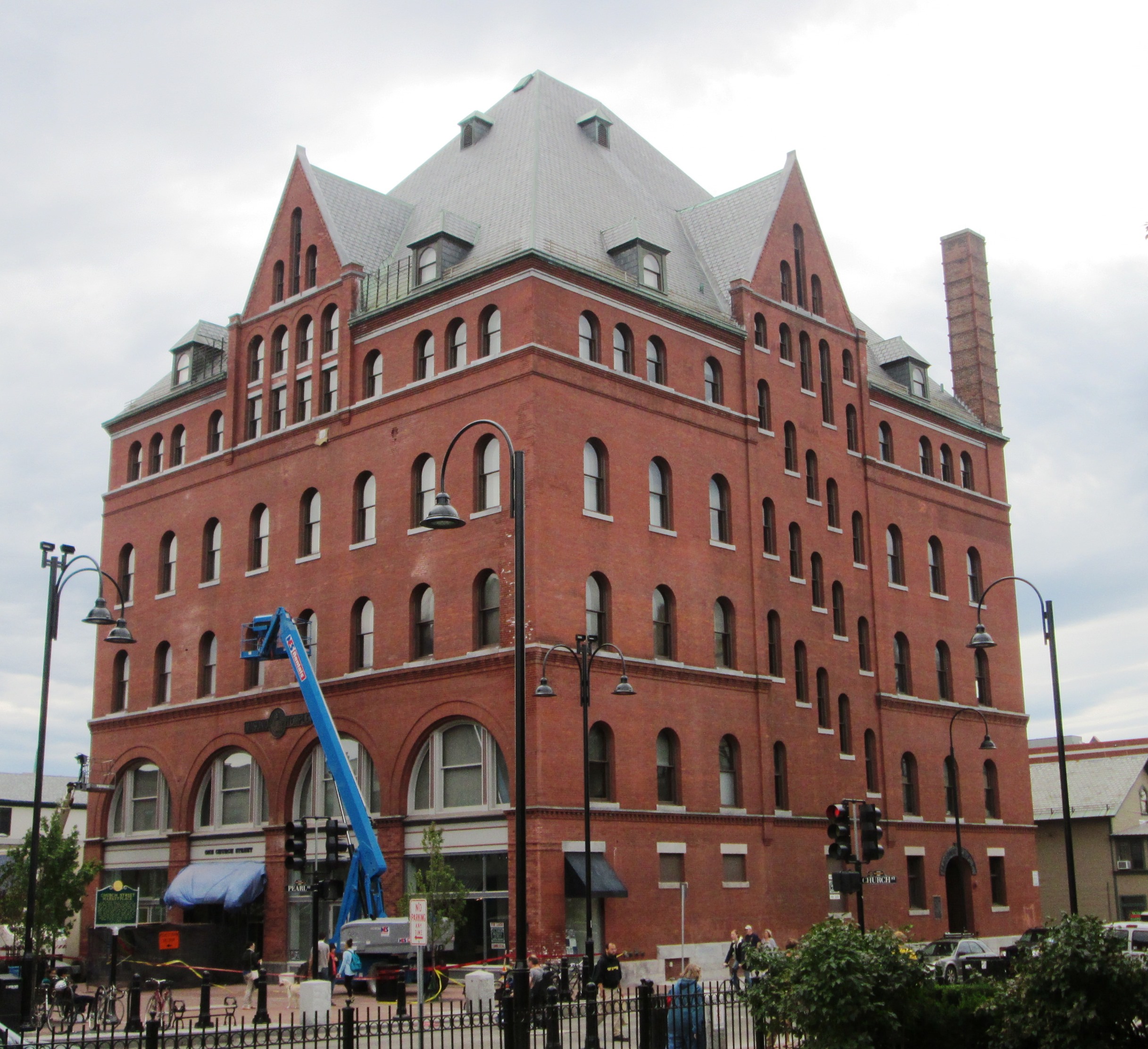 Burlington, Vermont: Nature, Culture, and Community Spirit (image credits: wikimedia)