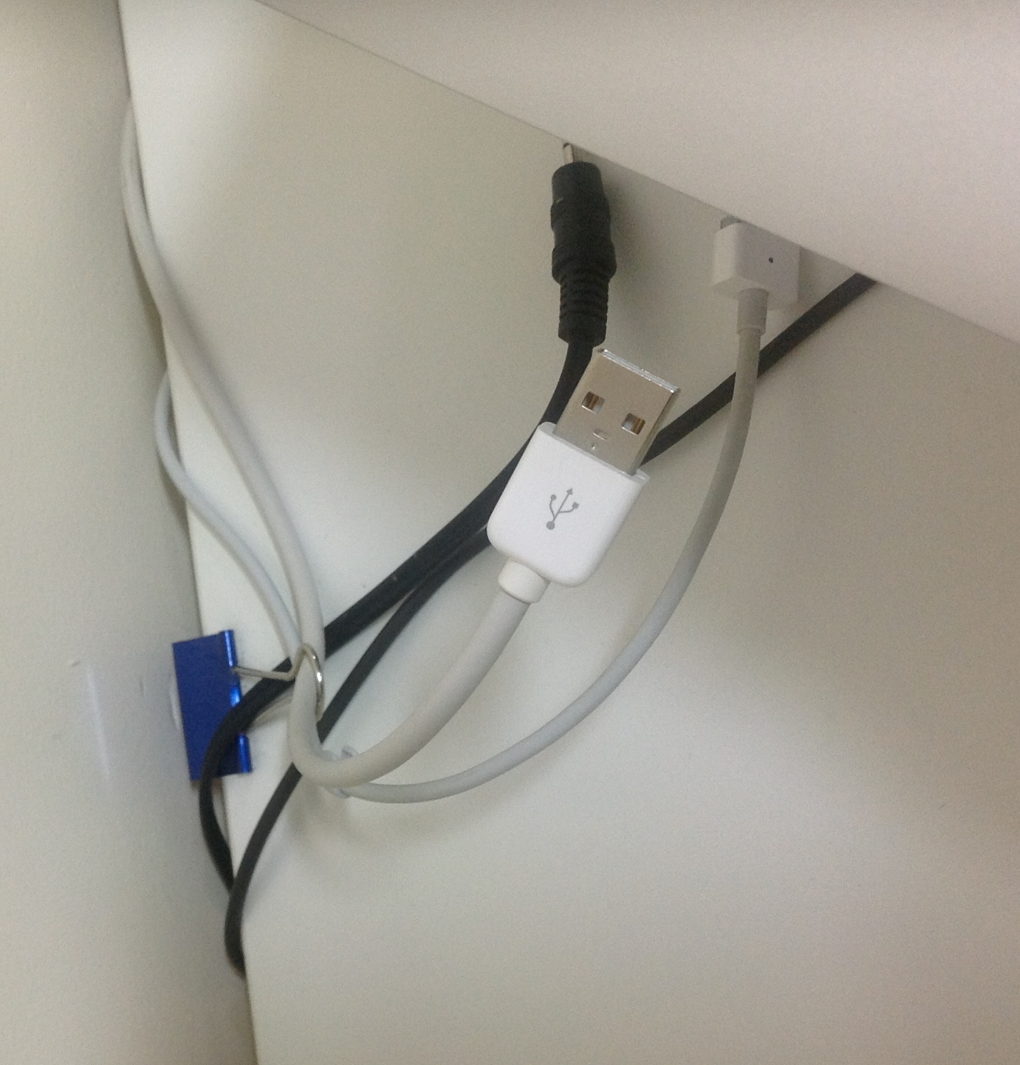 Organize with Cord Management Solutions (image credits: wikimedia)