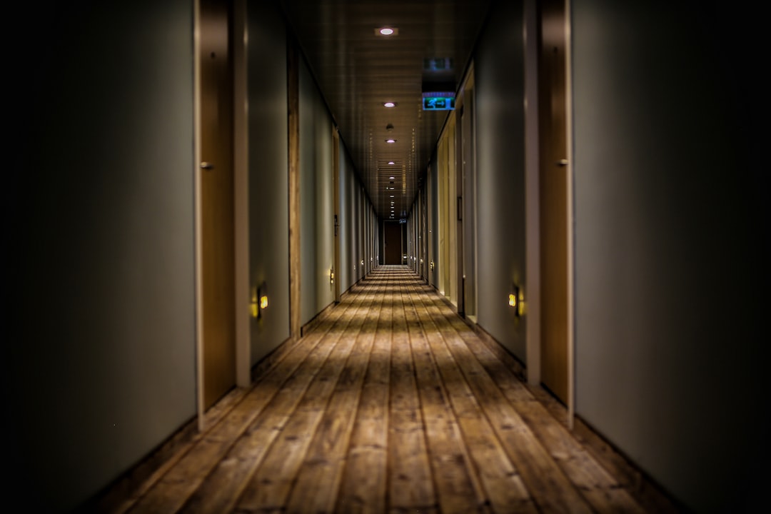 Long Hallways Get the Axe (image credits: unsplash)