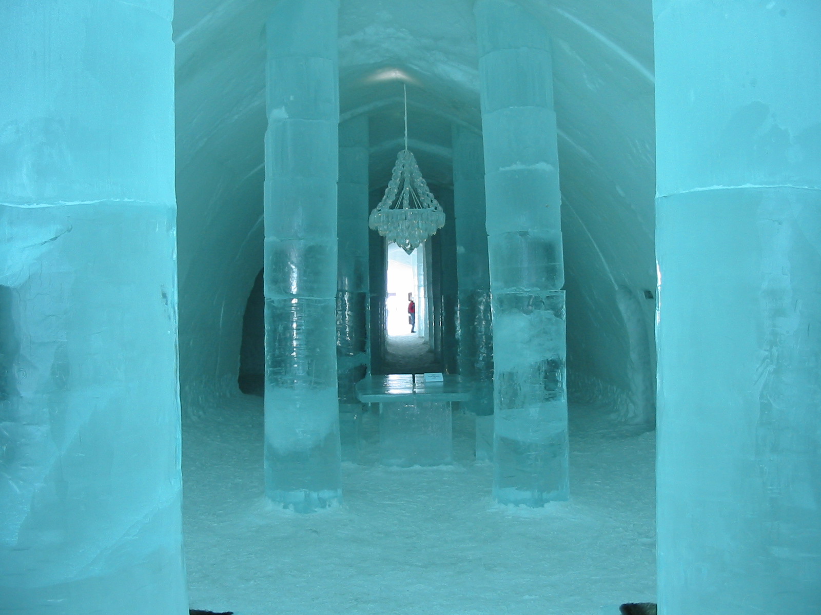 The Ice Hotel, Sweden (image credits: wikimedia)