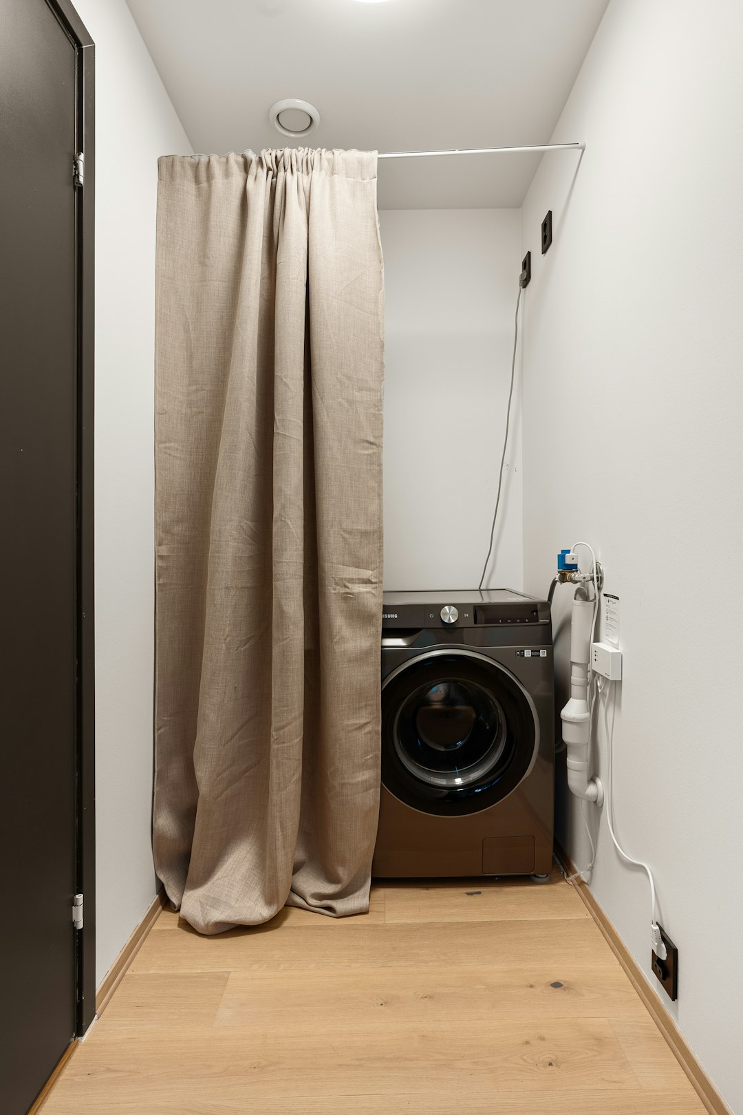 Dryer Lint Traps (image credits: unsplash)