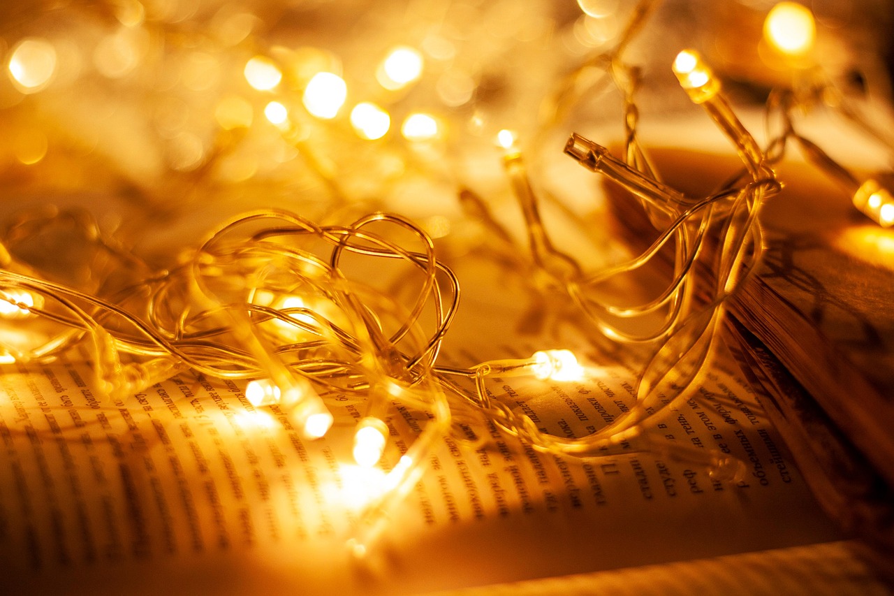 Overly Bright String Lights (image credits: pixabay)