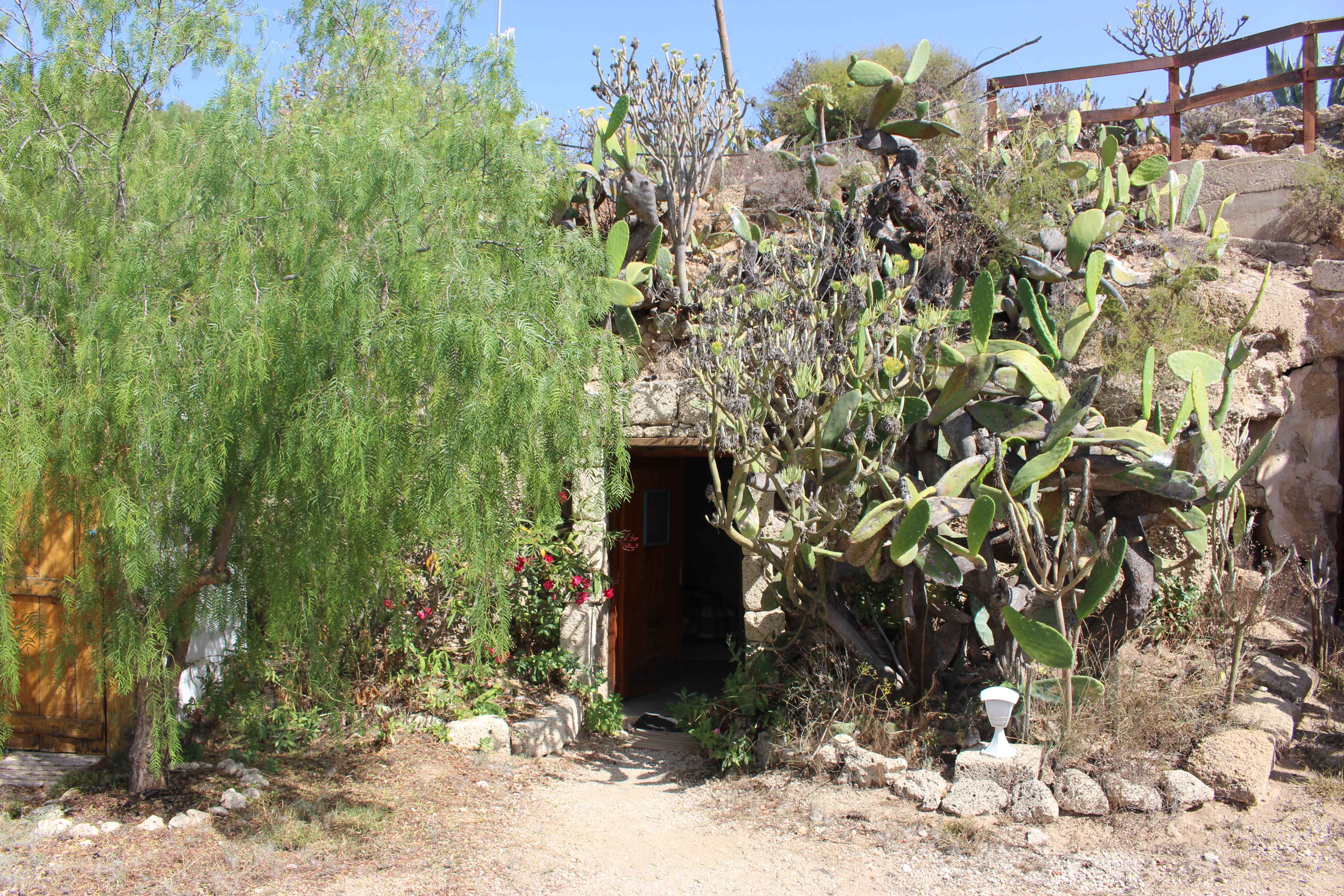 The Future of Underground Living (image credits: wikimedia)