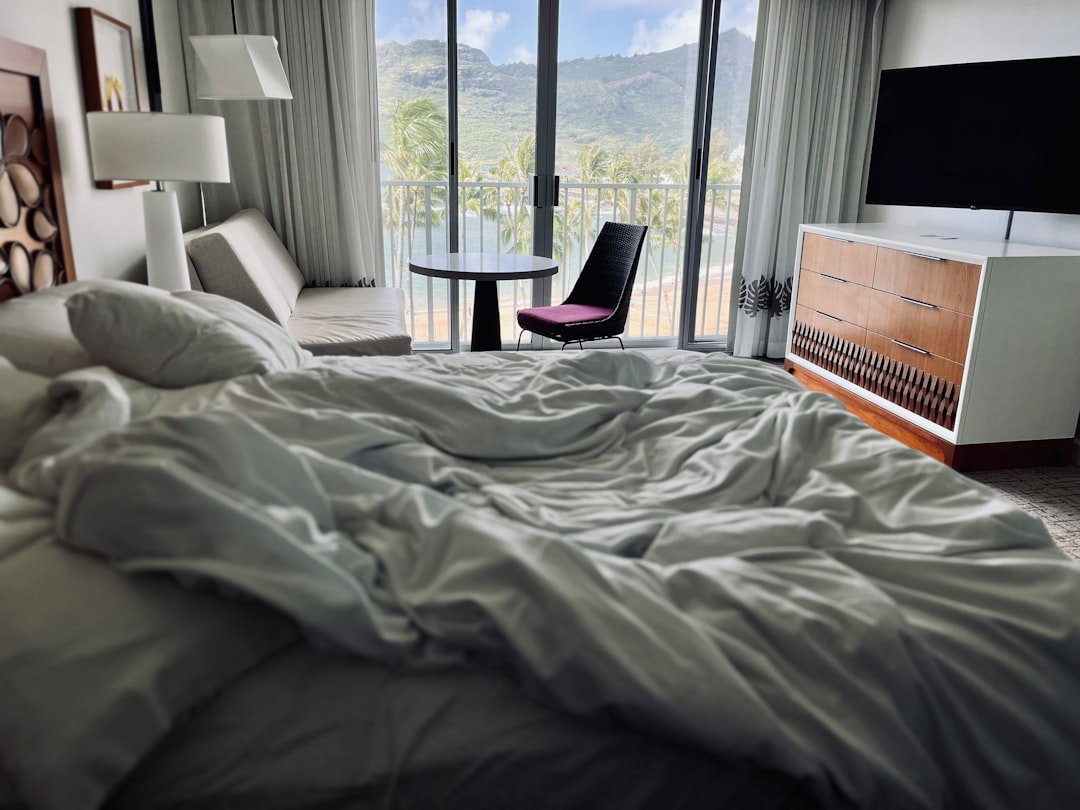 Bedroom Bliss: Creating a Serene Sanctuary (image credits: unsplash)