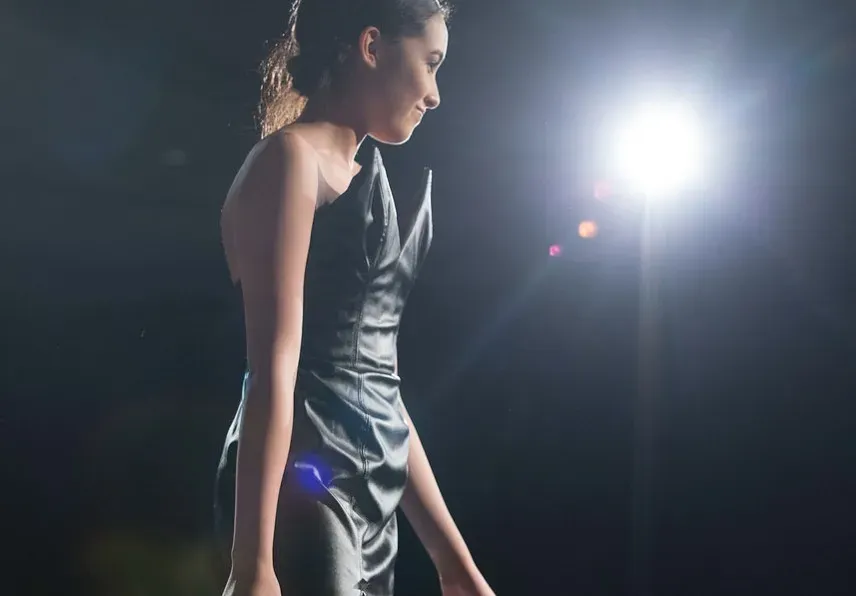 The 1990s: Grunge Flannel vs. Rave Neon (Image Credits: Flickr)