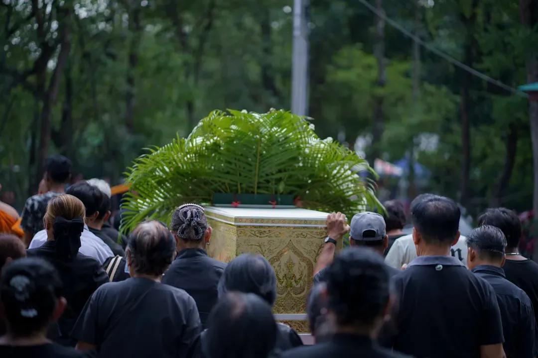 The Māori Tangihanga: When the Whole Community Mourns (Image Credits: Unsplash)