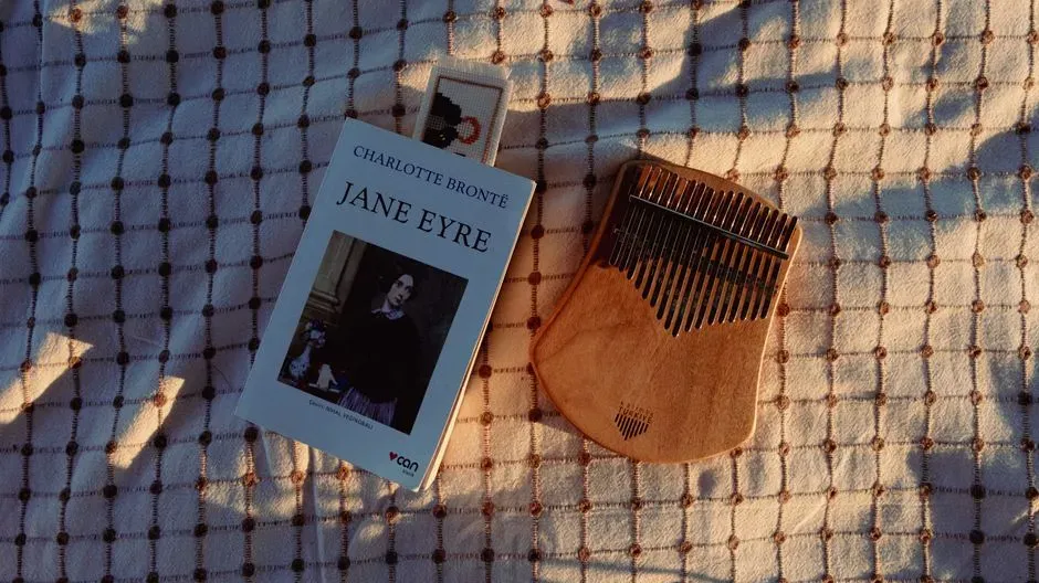 Jane Eyre by Charlotte Brontë (Image Credits: Pexels)