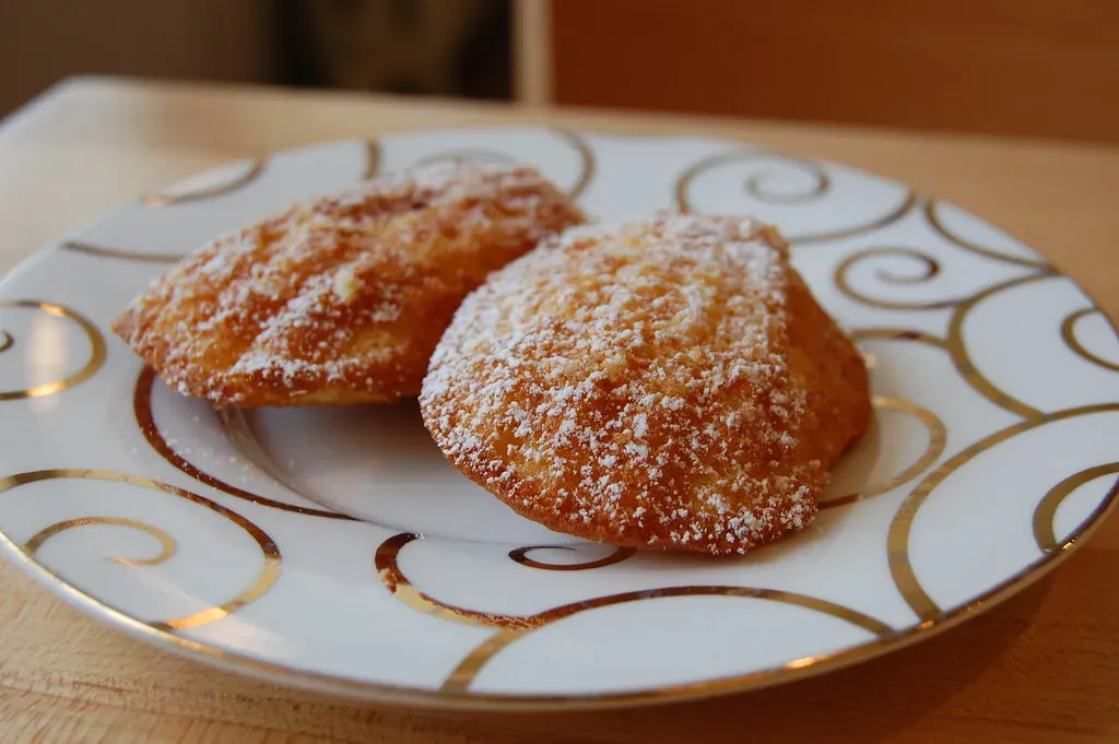 9. In Search of Lost Time by Marcel Proust (France, 1913 to 1927) (stu_spivack, Flickr, CC BY-SA 2.0)