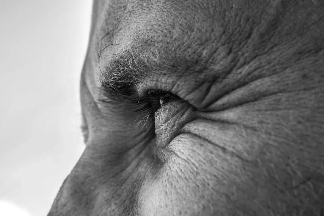 Showing Visible Wrinkles on Screen (Image Credits: Unsplash)