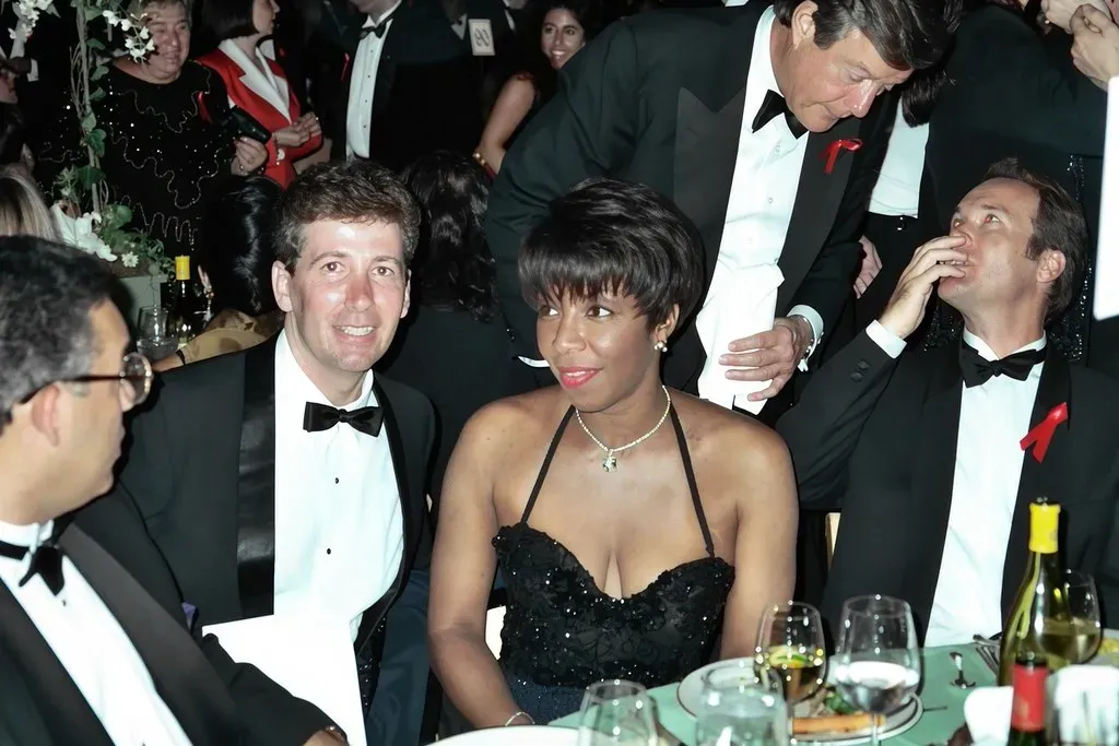 Natalie Cole and Nat King Cole, "Unforgettable" (Alan Light, Flickr, CC BY 2.0)
