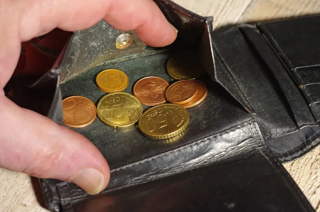 How Americans Are Actually Doing Financially Right Now (Image Credits: Unsplash)