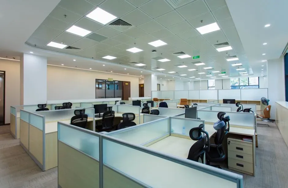 9. Office Space (1999) (Image Credits: Pexels)
