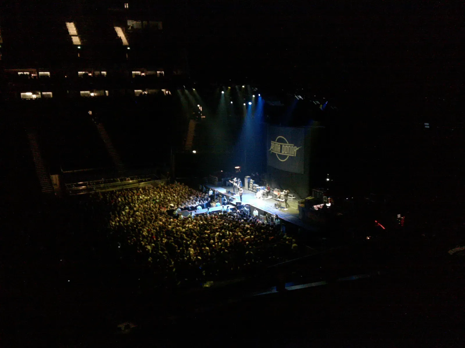 Green Day: a quick fix to avoid confusion (Prima Donna - Support band

Uploaded by BaldBoris, CC BY 2.0)