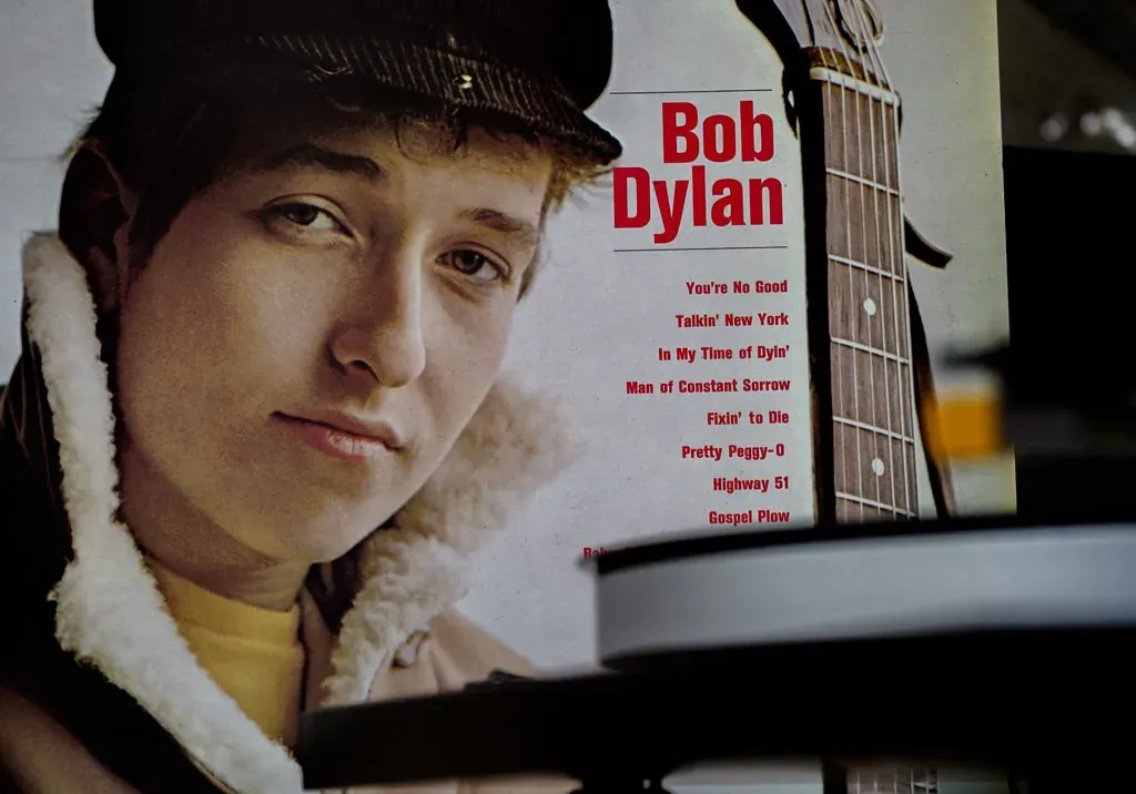 Bob Dylan, Bob Dylan (1962) (Image Credits: Flickr)