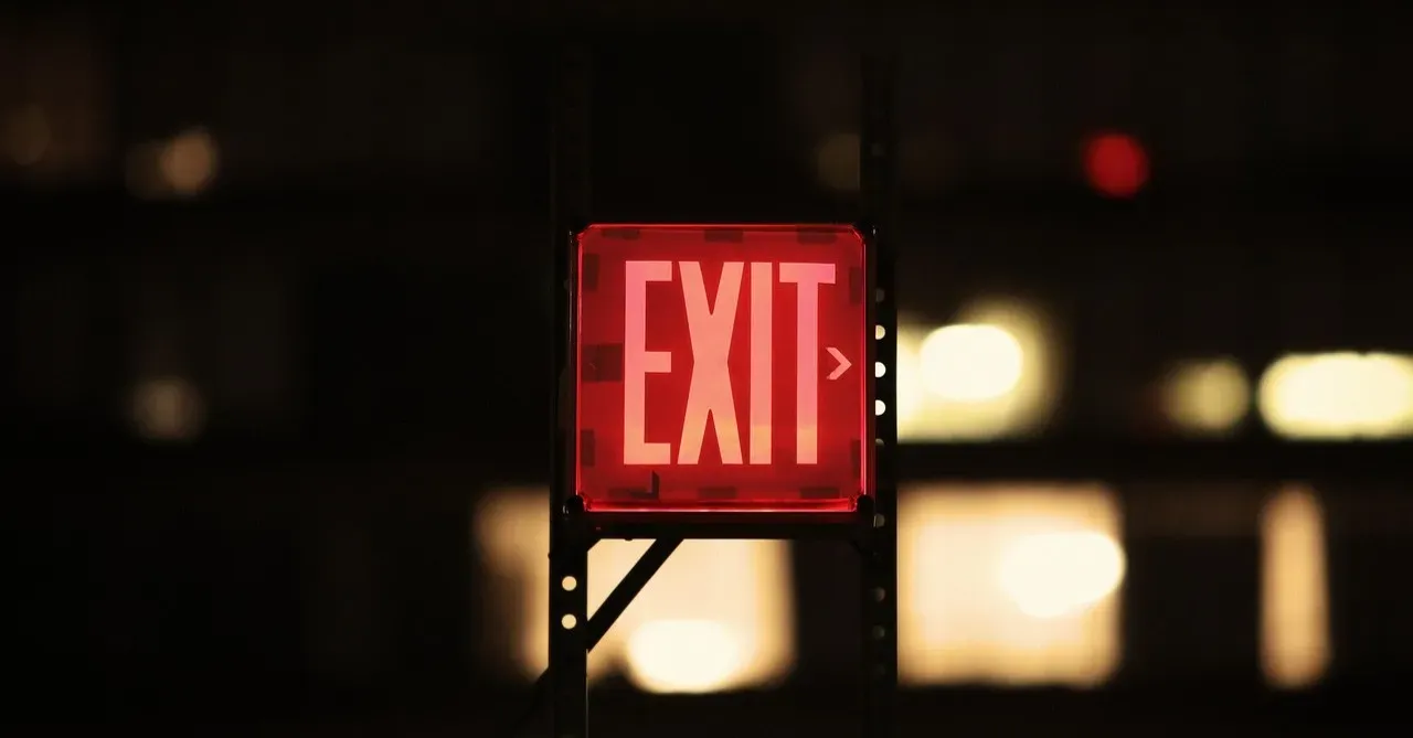 5. Ignoring posted evacuation routes and exit signage (Image Credits: Pixabay)