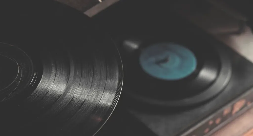 The Allman Brothers Band: Eat a Peach vs At Fillmore East (Image Credits: Rawpixel)