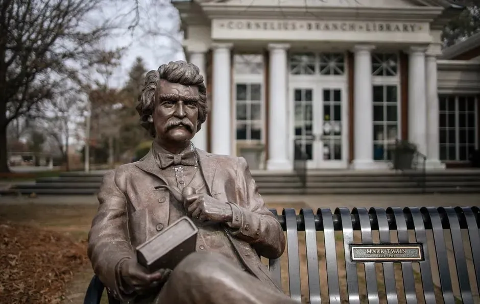 Mark Twain (Image Credits: Pexels)