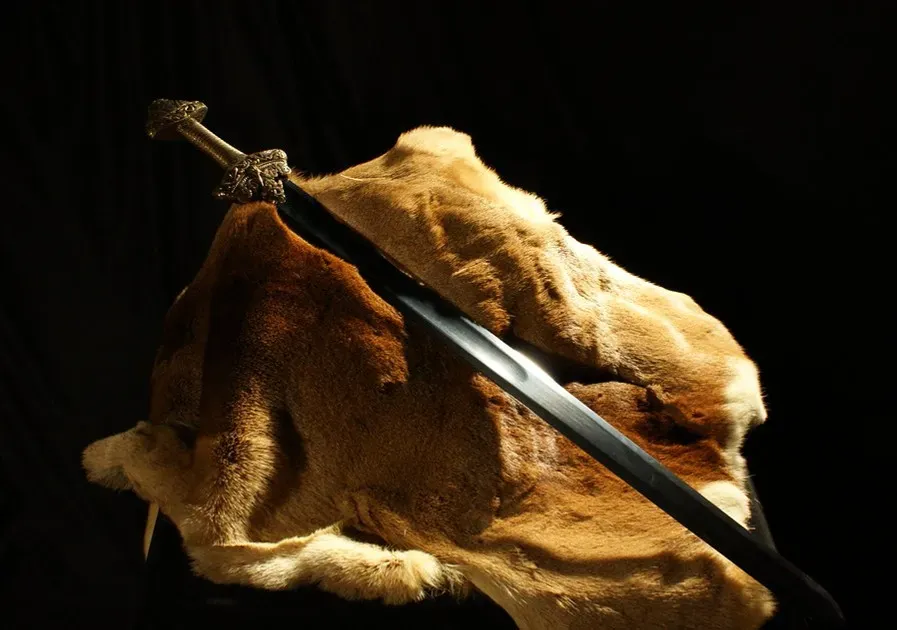 The Viking Ulfberht Swords: Medieval Steel Centuries Ahead of Its Time (Image Credits: Flickr)