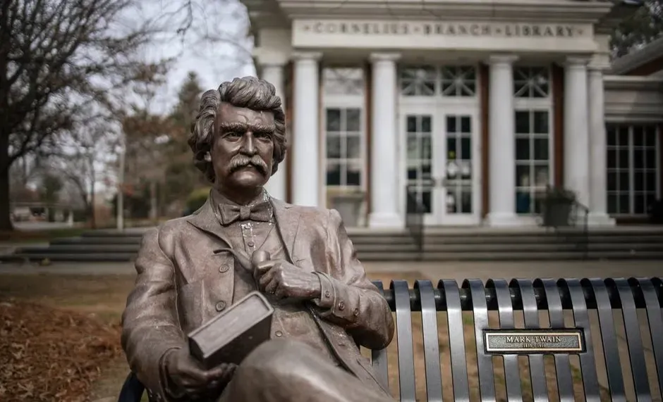 Mark Twain's Fifty Years of Notes (Image Credits: Pexels)