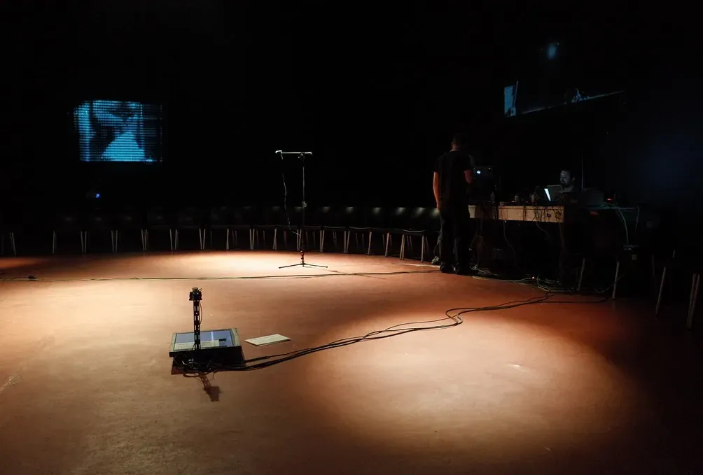 The Pre-Show Vocal Steam Session (Image Credits: Flickr)