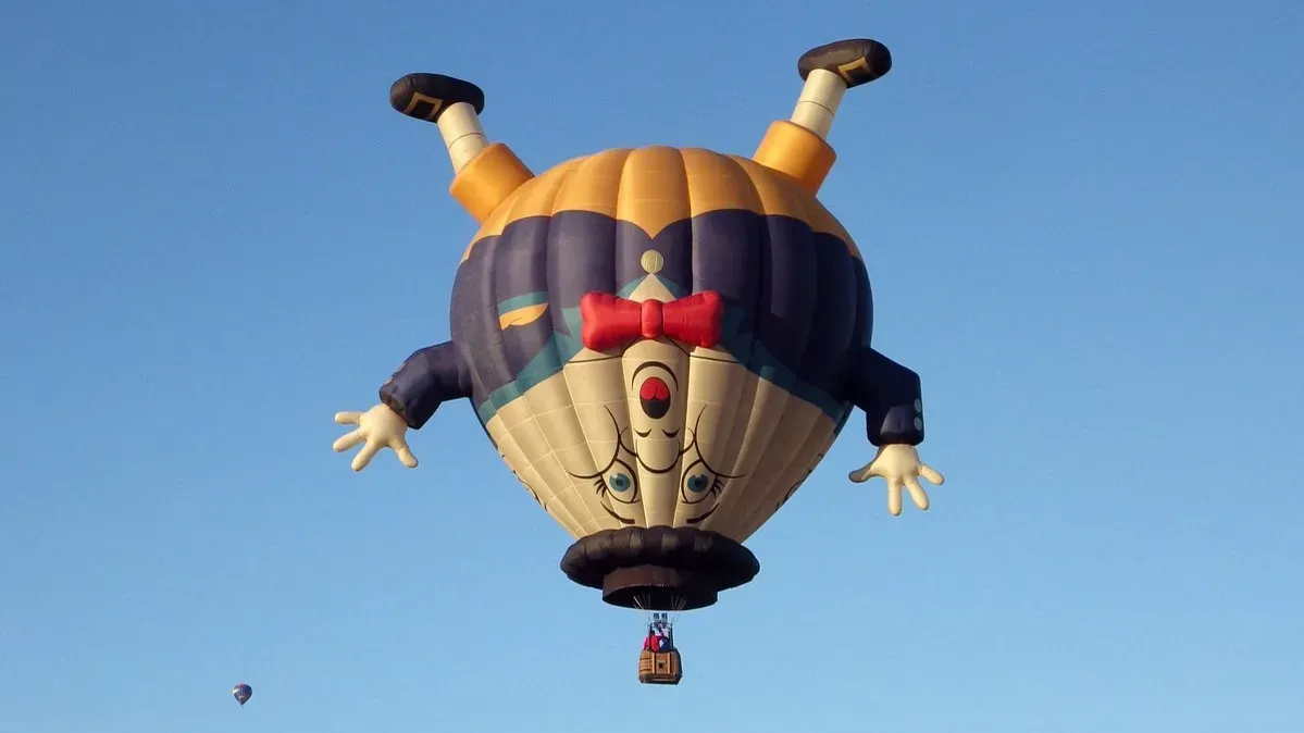 Humpty Dumpty: Not an Egg, but a Cannon? (Image Credits: Pixabay)