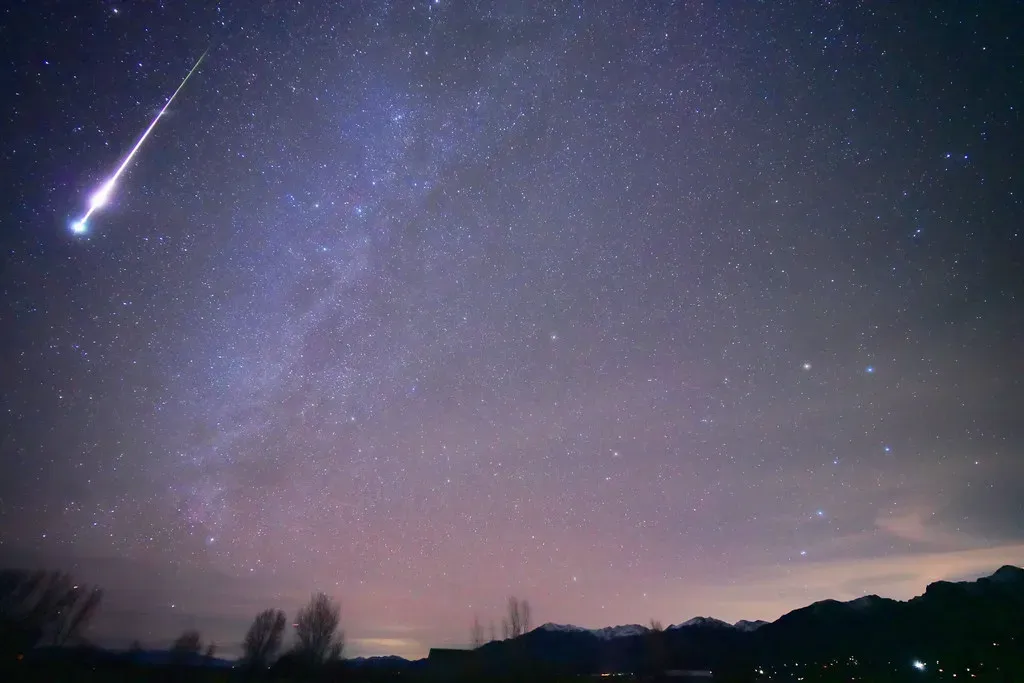 Geminid Meteor Shower Delivers December Fireworks (Image Credits: Flickr)
