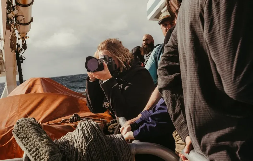 4. Overpraising Every Single Collaborator in Identical Terms (Image Credits: Unsplash)