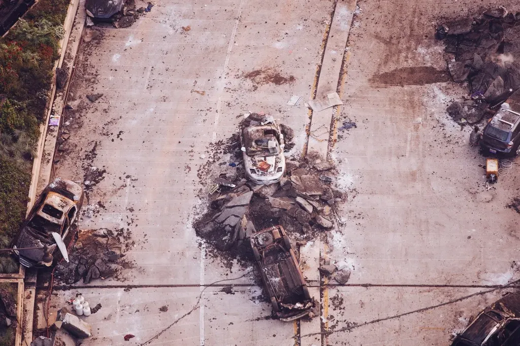 Crash (2004) (Image Credits: Rawpixel)