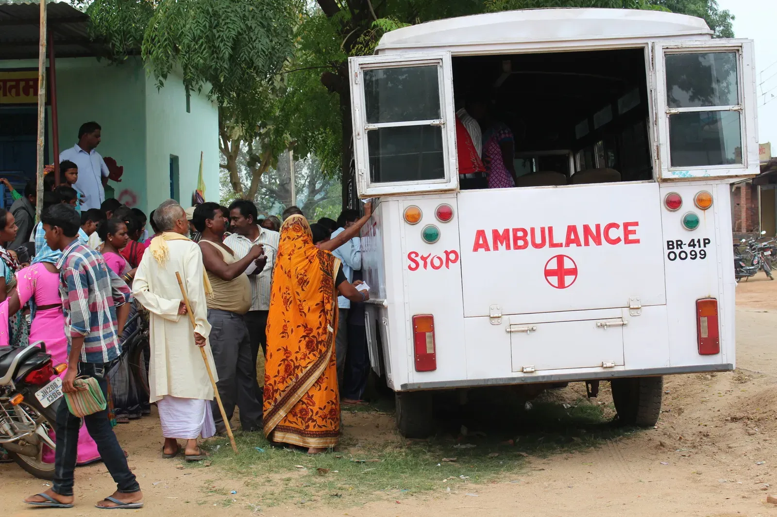 8. Rural Residents Pay With Their Health (Image Credits: Wikimedia)