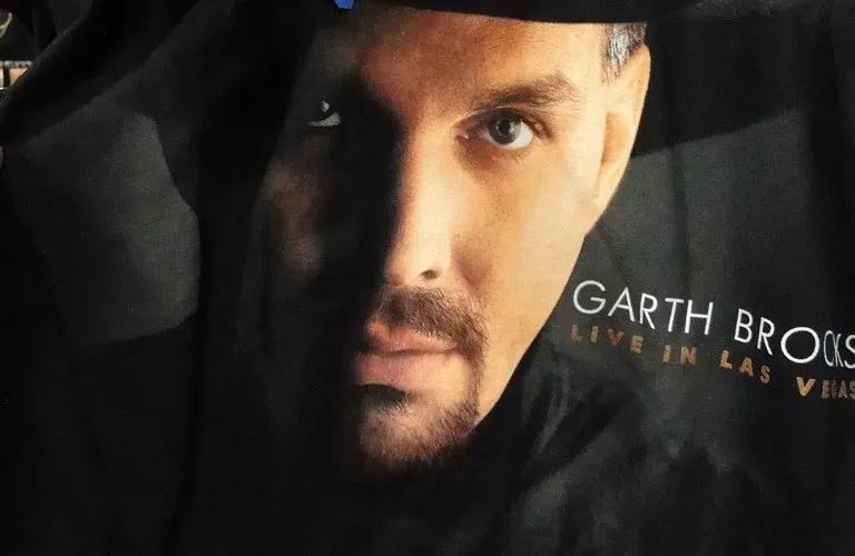 Garth Brooks (Image Credits: Flickr)