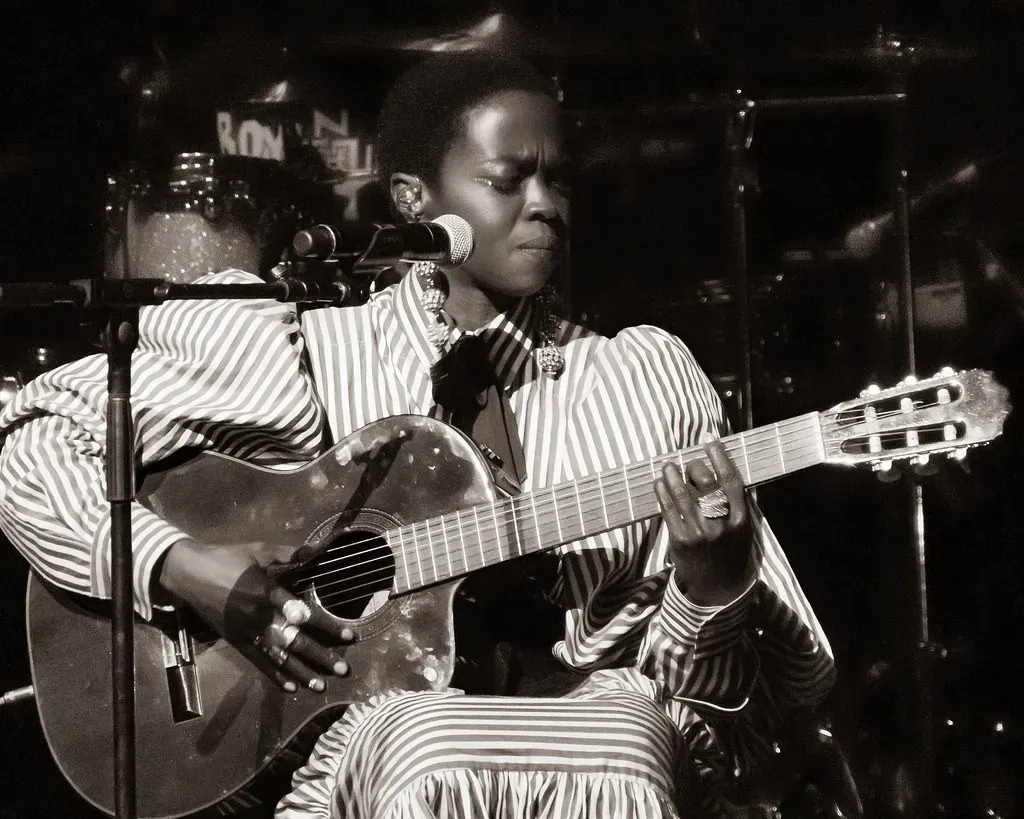 Lauryn Hill: Five Grammys and Then Silence (Image Credits: Flickr)