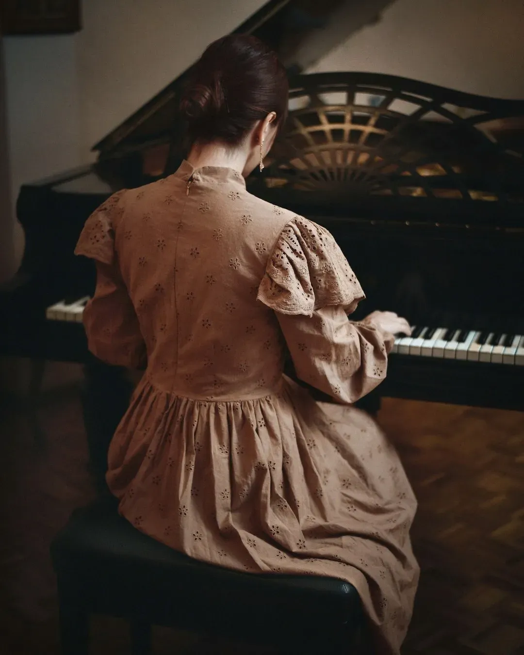 6. Ruth Crawford Seeger – Pioneering American Modernist (Image Credits: Unsplash)