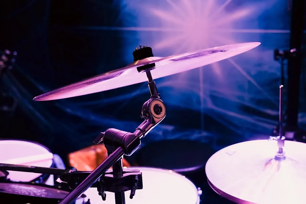 9. The Reversed Cymbal Build-Up (Image Credits: Pixabay)