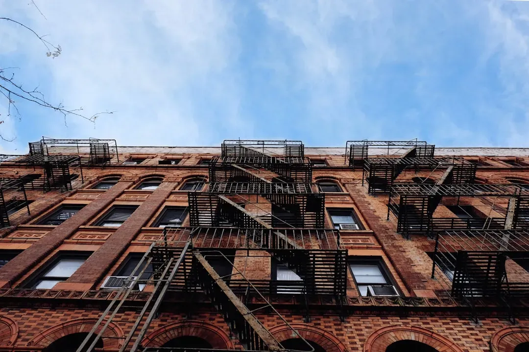 5. Ted Mosby's apartment in How I Met Your Mother (Image Credits: Unsplash)