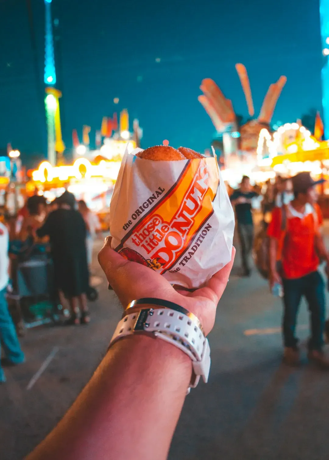 4. Venue Food and Drinks (Image Credits: Unsplash)