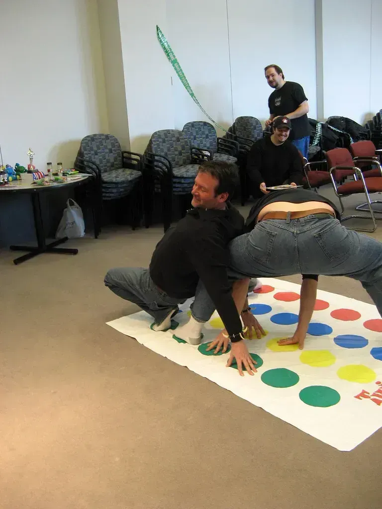 Twister (saeru, Flickr, CC BY-SA 2.0)
